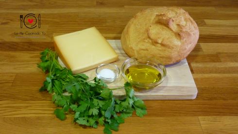 Pan con queso fundido